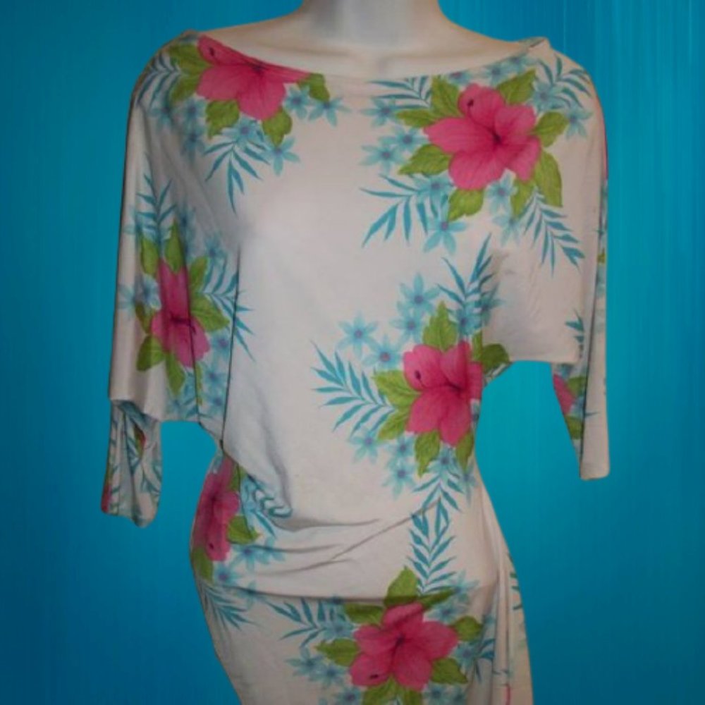 ---  Asymmetrical White Floral Tops Size Small